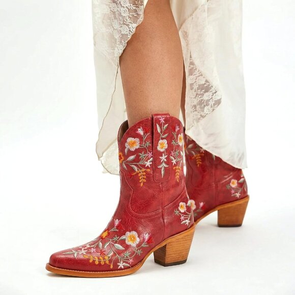 Women's Red Flower Embroidered Ankle Cowgirl Boots Floral Snip Square Toe - Picture 2 of 6